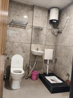 HOTEL SAGAR In 500 METRS DARGH - 1