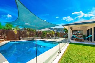 4BR Smithfield Serenity; Pool, BBQ & Pool Table - 1