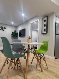 Cozy 3BR Suite at Winnipeg South - 3