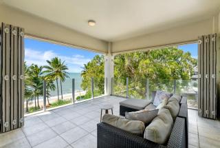Marron at Island Views—Beachfront Boutique Bliss - 9