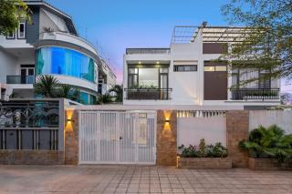 5BR Riverside Villa Private Pool Near MyKhe Beach - 2