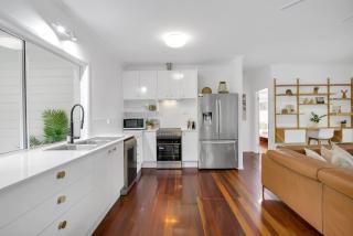 'Tropical Refuge' Classic Queenslander Paradise - 8