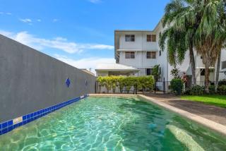 Palmia - Family Retreat near Esplanade & City Centre - 6