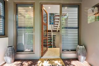Villa Mercedes - Poolside Tranquility on Murphy St - 3