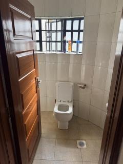 One bedroom apartment - Entire Guesthouse - 3