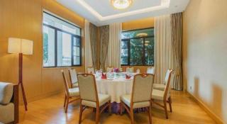 Deefly Yinrun Town Hotel - Deqing - 0
