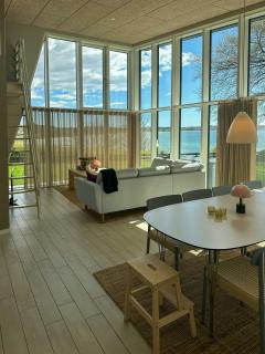 First-Row Holiday Home With A Fantastic View - 4