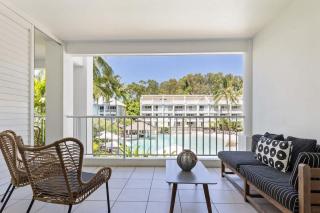 Fig Oasis—Poolside Resort Living at The Beach Club - 8