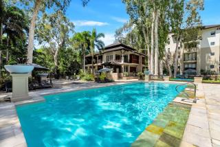 Paradise Bound - A Rooftop Resort Retreat - 5