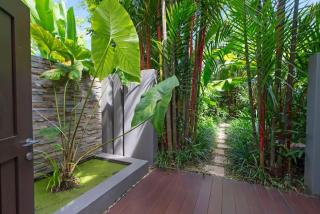 Villa Omaroo - Tropical Luxury Redefined - 2