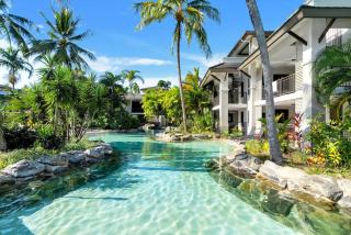 Resort-style Swim Out - A True Tropical Oasis - 5