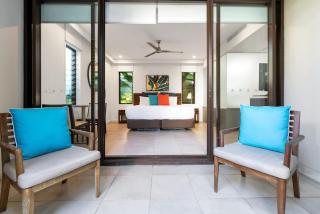 Swim-out Tropical Haven at Temple Resort - 8