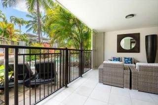 A Well-deserved Beachside Resort Retreat - 4