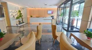 Green Tree Inn Henan Jiyuan Tiantan Road Xinyao Plaza - Jiyuan - 2