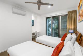 Aqua Aura - Bask in Beachfront Living - 1