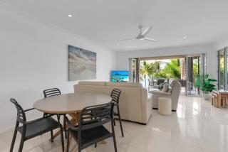 The Esplanade Escape - Your Ideal Beachfront Break - 3