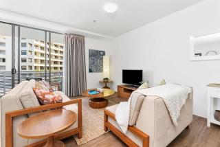 Aqua Vista at Harbour Lights - Waterfront Serenity - 4