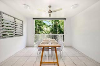 Trinity Beach Bliss - Experience Tropical Living - 2
