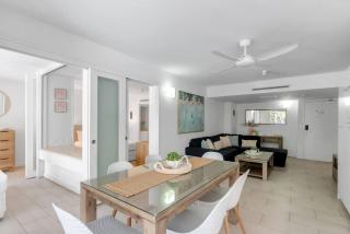 Kai Lani at Drift Resort - Beachfront Stay with Pool - 5
