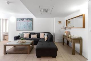 Kai Lani at Drift Resort - Beachfront Stay with Pool - 3