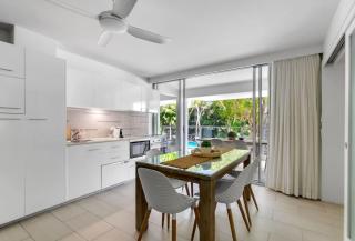Kai Lani at Drift Resort - Beachfront Stay with Pool - 1