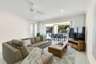 Celeste at Island Views - Resort Living by the Sea - 9