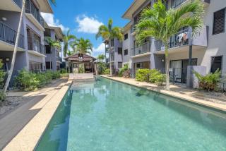 Tropic Nest - A Relaxed Resort Escape for Couples - 0