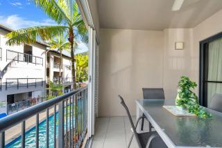 Lagoon Lookout - Poolside Studio near Trinity Beach - 7