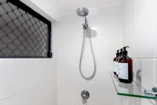 Laguna Edge - Tranquil Poolside Escape by the Sea - 1