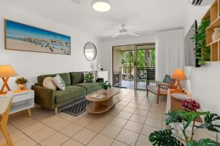 Butterfly Escape - Poolside Stay near Beach & Dining - 0