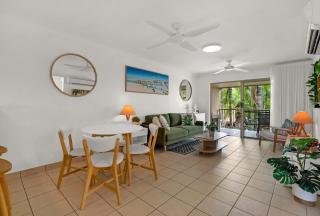 Butterfly Escape - Poolside Stay near Beach & Dining - 6