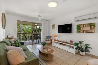 Butterfly Escape - Poolside Stay near Beach & Dining - 5