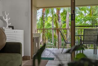 Butterfly Escape - Poolside Stay near Beach & Dining - 2