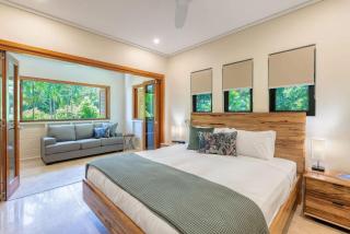 Flagstaff Pavillion - A Lush Subtropical Paradise - 7