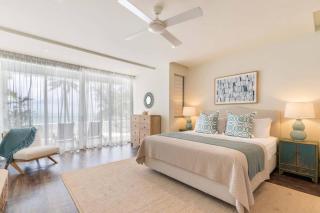 Drift Beachfront Oasis - A Panoramic Resort Getaway - 0