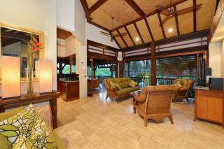 Palm Bliss Villa - A Central Balinese Pool Oasis - 3