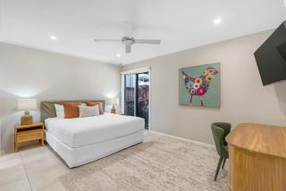 Cove House - Coastal Convenience by the Pool - 9