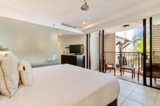 Relaxed Swim-out Nook by Four Mile Beach - Port Douglas - 0
