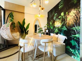 2 Bedroom Modern Cabana at The Atherton C1516 - No Pool On THU, Weekends & Holidays - 0
