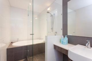 Portview 3BR King Beds Balcony & Port Views - 8