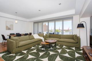 Portview 3BR King Beds Balcony & Port Views - 0