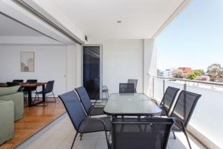 Portview 3BR King Beds Balcony & Port Views - 5