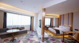 Lavande Hotel Nanchang West Station Guoti Center Metro Station - 3