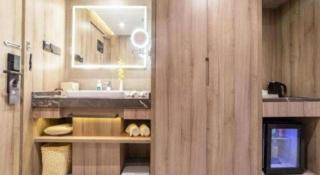 Atour Hotel Changsha Wuyi Square Wanbao Avenue - 1