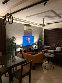 1 BHK Grand Luxury Apartments, Shahjamal-Gulberg - 7