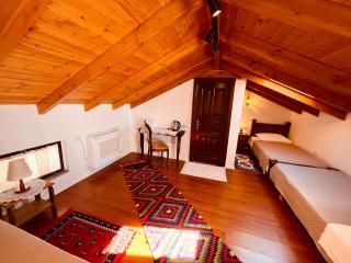 KRIS Guesthouse - 6