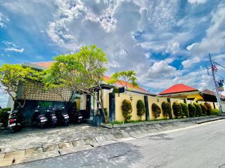 V Canggu Dormitory - 1