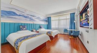 Yue Lai Yue Hotel - 2