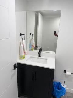 Haven in the Prairies Full 2BR - 3