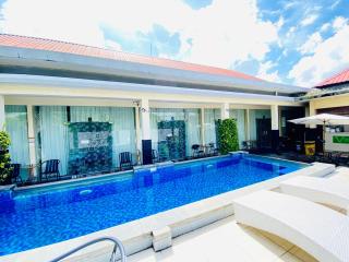 V Canggu Dormitory - 9